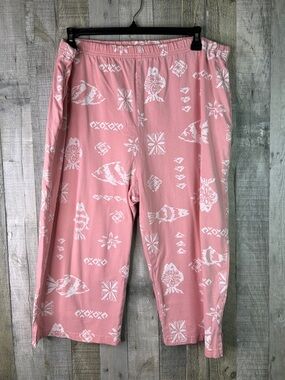 Peach & White Fish Print Capri Length Pants W/Pockets & Stretch Waistband